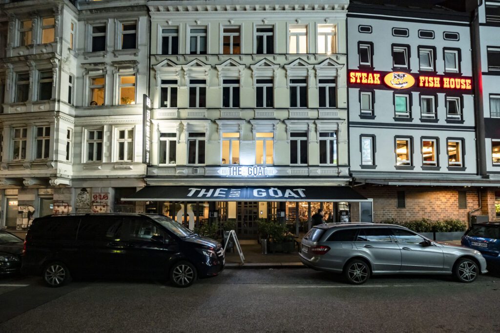 Dit is de bar van het biermerk van THE GOAT.